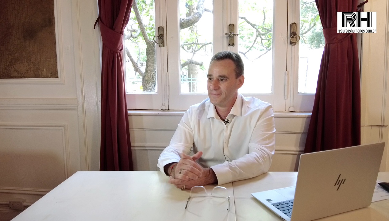 Entrevista Adrián Grimberg - Recursos Humanos