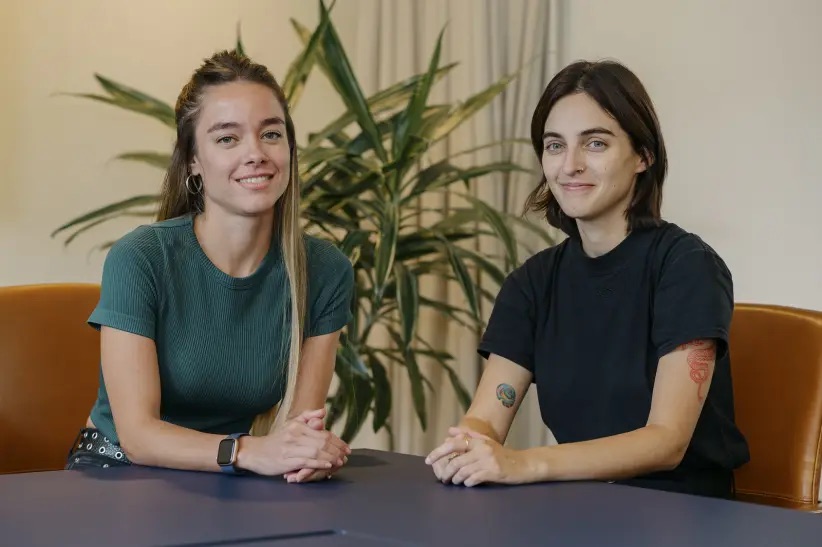 Dos argentinas vendieron su startup a un unicornio de los RRHH y marcan el rumbo del empleo sin fronteras